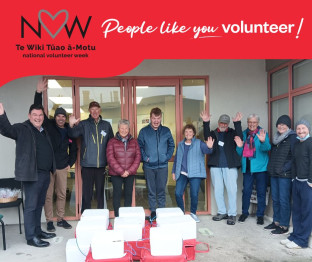 Volunteers ready to deliver meals on wheels during National Volunteer Week